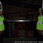 J&B Electric Ball con Penguin Prison