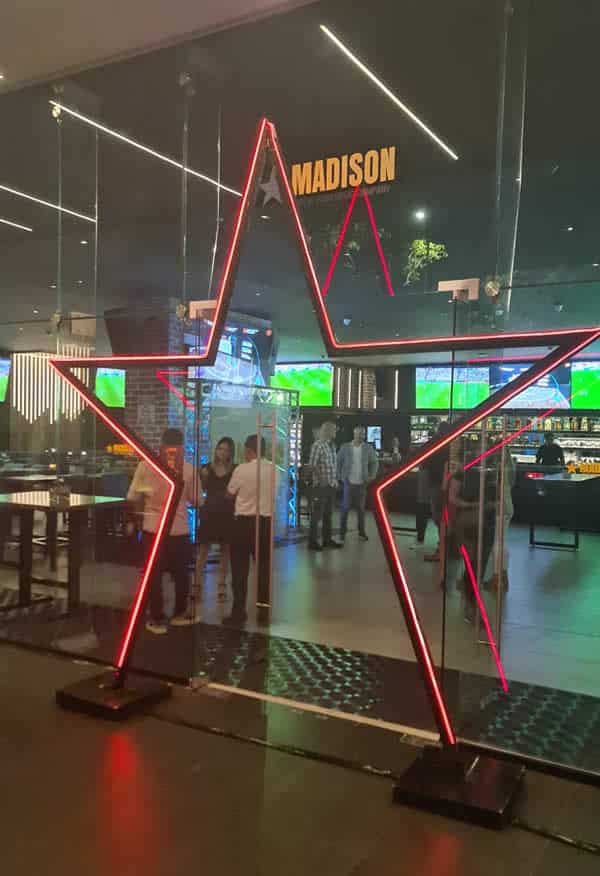 El Restaurante MADISON Abre Nuevo Local en Torre Hilton Sabana